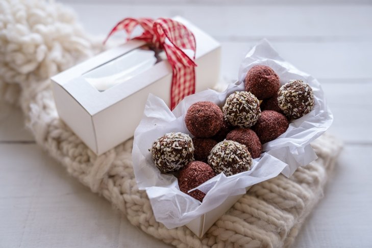 Chocolate Goji Berry Bonbons